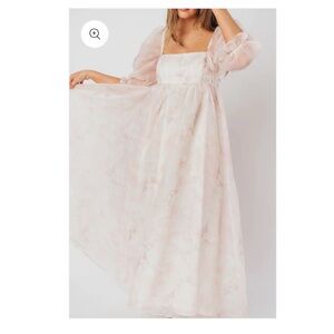 Worth Collective Mona Maxi dress in Pale pink floral